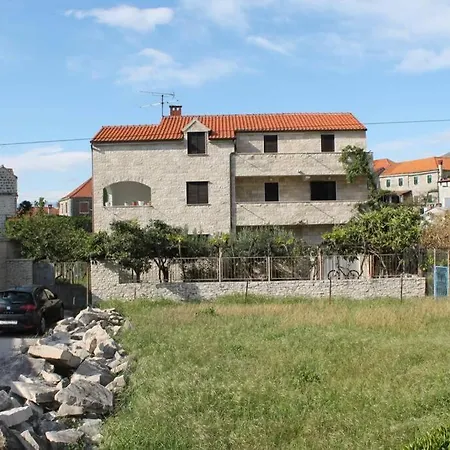 Apartment For 2 In Center *